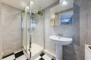 bathroom shot 2- click for photo gallery